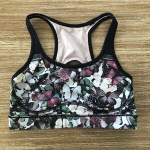 Lululemon sports bra. Size 4. Does not come with pads.